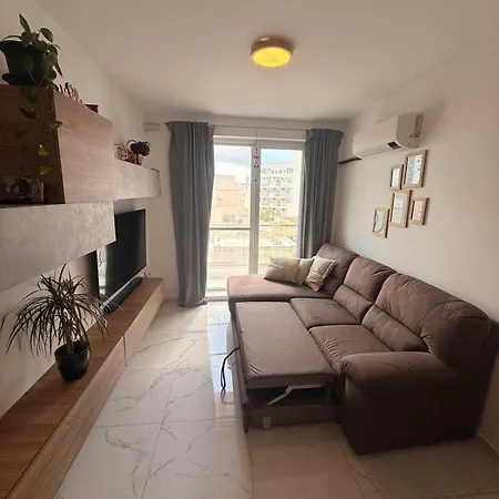 Cozy 1 Bedroom In Pieta
