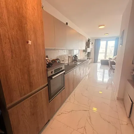 Cozy 1 Bedroom In Pieta *